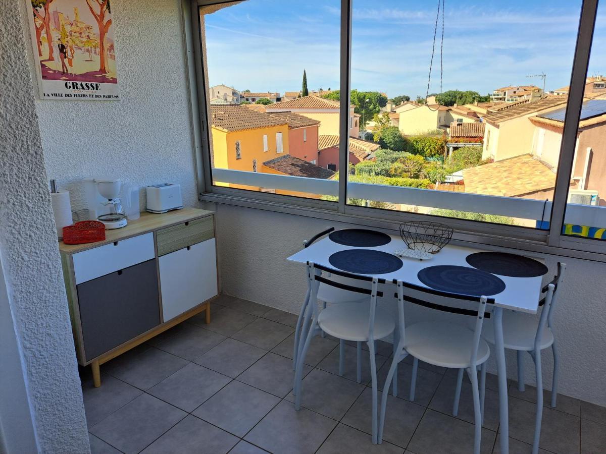 Studio Sanary-Sur-Mer Proche Gare Luaran gambar